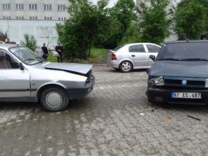 Çaycuma’da Trafik Kazası: 2 Yaralı