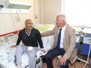 Torbalı’da Diyaliz Hastalarına Ücretsiz Servis Aracı
