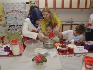 Edremit’in First Lady’leri Çocuklar İle Mutfağa Girdiler