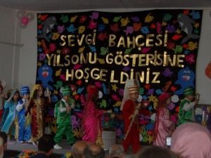 Sevgi Bahçesi Öğrencilerinden Yılsonu Etkinlikleri