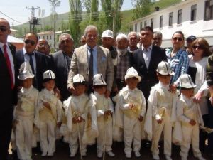 MHP Van Milletvekili Adayı Çavuşoğlu Kirve Oldu