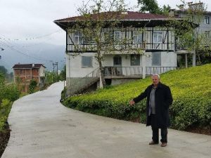 48 Yıldır Betonlanmayan Yola Beton Döküldü