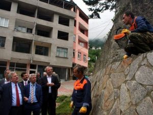 Pekşen Seçim Gezilerini Sürdürüyor