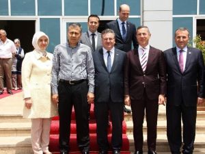 Vali Yerlikaya Domotex Turkey Halı Fuarını Ziyaret Etti