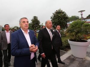 Toçoğlu Yeni AVM’yi Gezdi