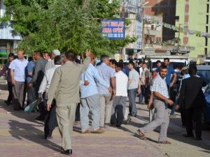 Silvan’da HÜDA-PAR’lılar İle HDP’liler Arasında Gerginlik