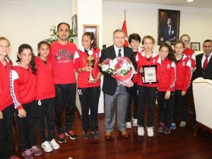 Vali Fidan Türkiye 5. Kızları Ağırladı