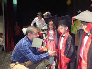 Ana Okulundan Yıl Sonu Gösterisi