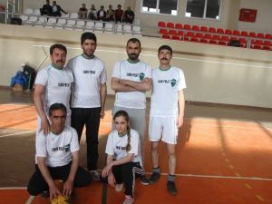 Diyadin’de Kurumlar Arası Voleybol Turnuvası
