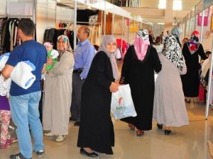 Manisalılar Büyük Kermese Akın Ediyor