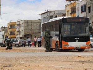 Otobüste Unutulan Poşet Bomba Paniğine Neden Oldu