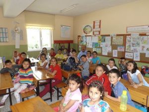 Milli Eğitim Müdüründen Okullara Ziyaret