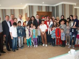 AK Parti Trabzon Milletvekili Ayşe Sula Köseoğlu’nun Seçim Çalışmaları Devam Ediyor