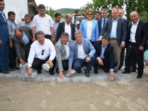 Yunusemre’de Parkesiz Mahalle Kalmayacak