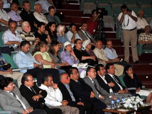 ADÜ, 'Adnan Menderes Konferansı'na Ev Sahipliği Yaptı