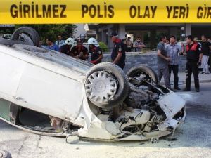 Polisten Kaçarken Kaza Yapan Otomobilden Uzun Namlulu Silah Çıktı