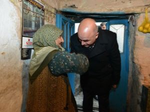 Korkut ’Beni Evladın Bil’ Demişti; "Ekmeğim Tükendi, Üşüyorum Birde Hırka Gönder" Diye Haber Gönderdi
