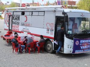 Emrem Vakfı Erzurum Temsilciğinden Kan Bağışı Kampanyası