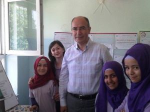 Ayvalık İmam Hatip Ortaokulunun TÜBİTAK Bilim Fuarı Büyüledi