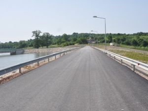 Namazgah Barajı Yolu Asfaltlandı