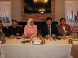 Erzurum Sivil Toplum Platformu Zehra Taşkesenlioğlu’nu İş Dünyası İle Buluşturdu