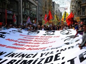 İstiklal Caddesi’nde Toplanan Grup Dağıldı