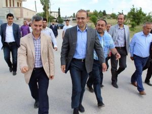 Özhan, Esnafı Ziyaret Etti