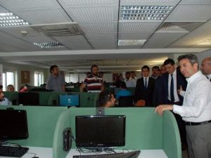 AK Parti Grup Başkanvekili Aydın’dan Çağrı Merkezine Ziyaret
