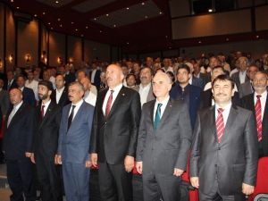 Ak Parti Milletvekili Adayları, Muhtarlar Federasyonu Kongresi’ne Katıldı