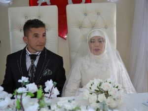 Görme Engelli Çift Dünyaevine Girdi