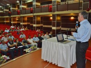 Belediye Personeline “Etik Değerler” Konulu Seminer