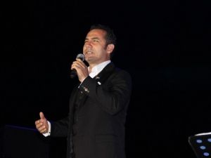 Ferhat Göçer Zonguldak’ta Konser Verdi