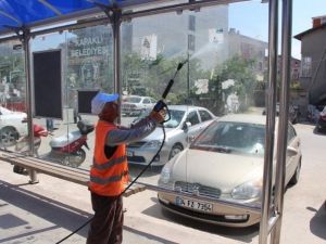 Kapaklı’da Duraklar Temizleniyor