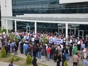 Sağlık Çalışanları Saldırıyı Kınadı
