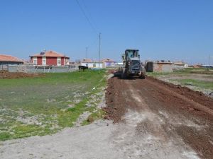 Yenikent’te Yol Çalışmaları Başladı