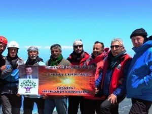 Hakkarili Dağcılar Artos Dağı’nda