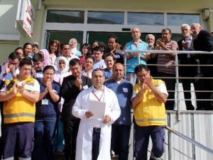 Sağlık Çalışanları Kamil Furtun İçin İş Bıraktı