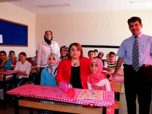 Töre, İmam Hatip Okullarını ziyaret ediyor