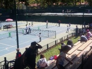 Tenis Deniz Spor Kulübü 12 Yaş Tenis Yıldızlarını Misafir Ediyor