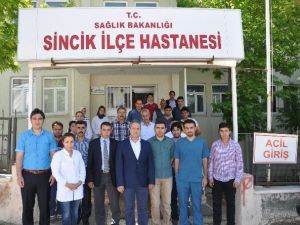 Sincik’de Sağlık Çalışanlarına Şiddet Lanetlendi