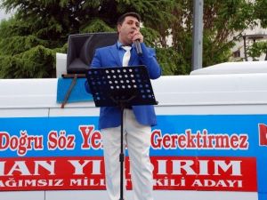 Bağımsız Milletvekili Adayı Tek Başına Miting Yaptı