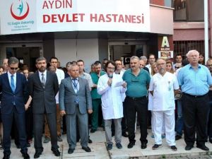 Aydın’da Sağlık Çalışanları Öldürülen Doktor İçin İş Bıraktı
