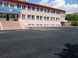 Darende’nin Yolları Yenileniyor