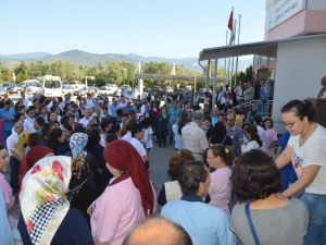 Doktorlar Sizlerden Kendilerini Anlayan Yürekler İstiyor