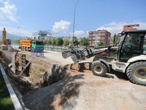 Denizli’nin Her Yerinde Alt Yapı Devam Ediyor