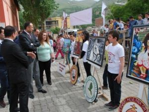 Pervari Kaymakamı Kahraman Bahar Şenliğine Katıldı