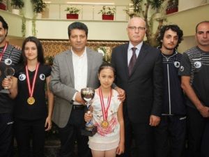 Kartallı Dağcılar Başarıdan Başarıya Koşuyor