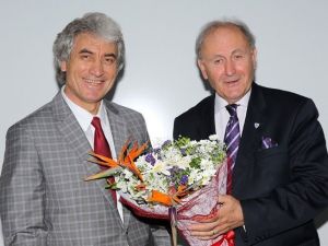 Hocaların, Hocası ARÜ’de Konferans Verdi
