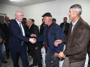 Başkan Kazım Kurt, Mahalle Ziyaretlerine Devam Ediyor