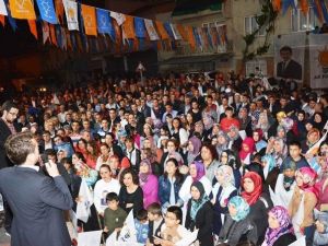 AK Parti Uşak Milletvekili Adayları Dikilitaş’ta 3 Bin Kişiyle Buluştu